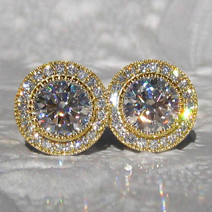 Charming Earring for Any Occasion