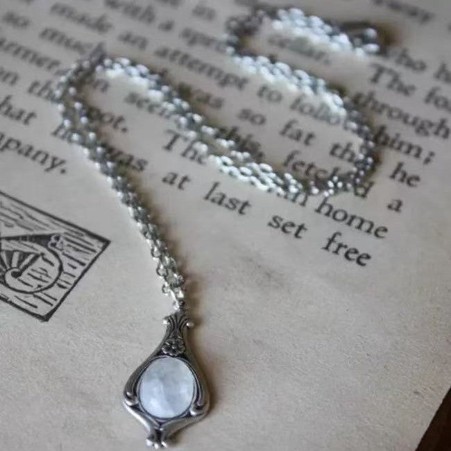 Stunning Necklace for Daily Wear