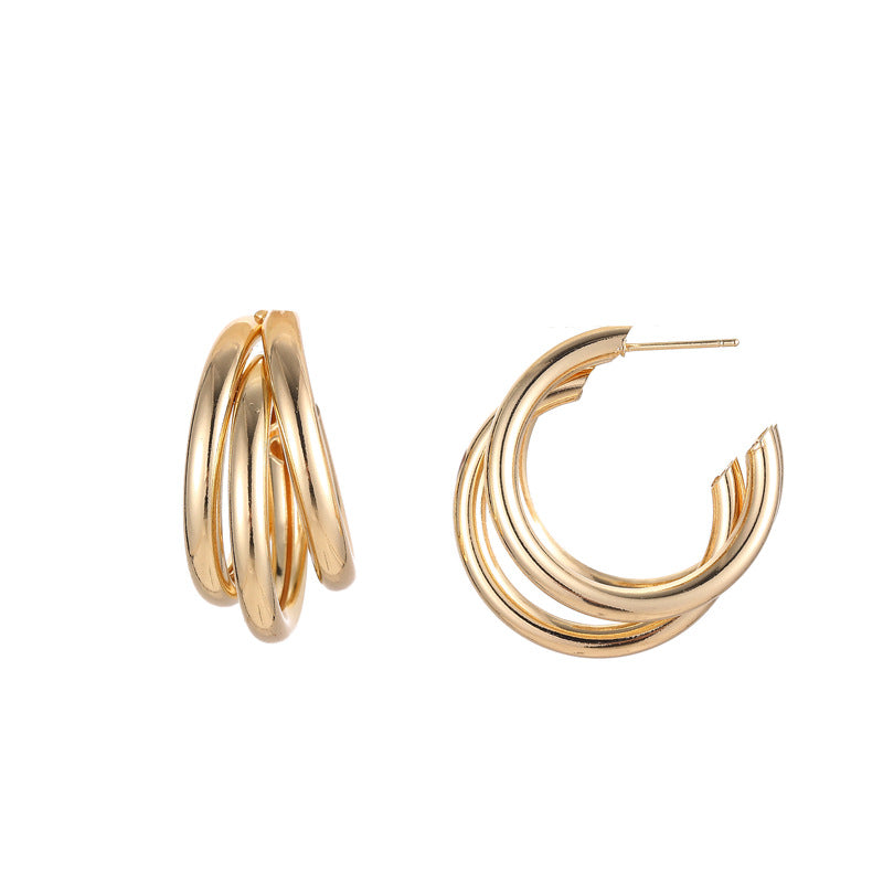 Charming Silver Earring for Any Occasion