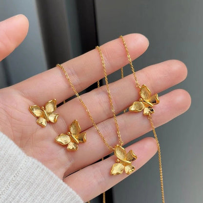 Elegant Gold Necklace for Every Occasion