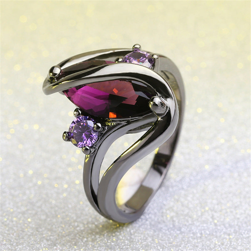 Beautiful Gold Ring with Unique Style