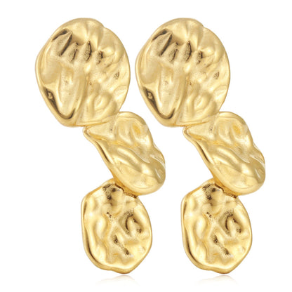 Elegant Gold Earring for Every Occasion