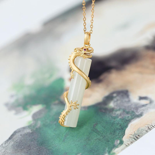 Beautiful Silver Necklace with Unique Style