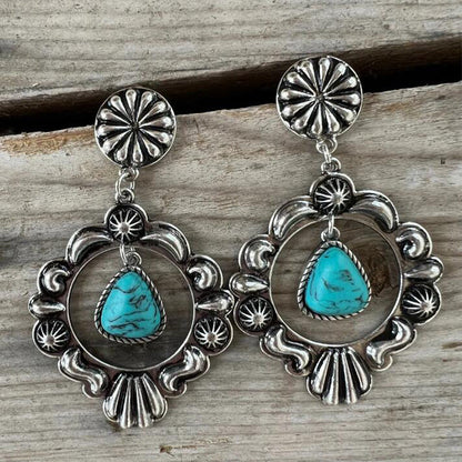 Classic Earring with Timeless Appeal