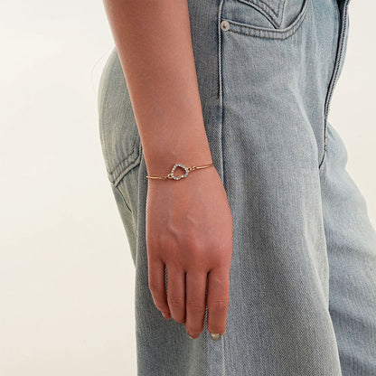 Beautiful Gold Bracelet with Unique Style
