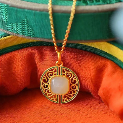 Stunning Silver Necklace for Daily Wear