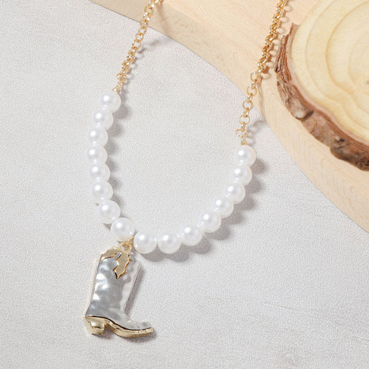 Romantic Pearl Necklace for Special Moments