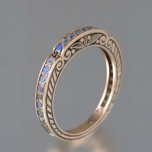 Romantic Gold Ring for Special Moments