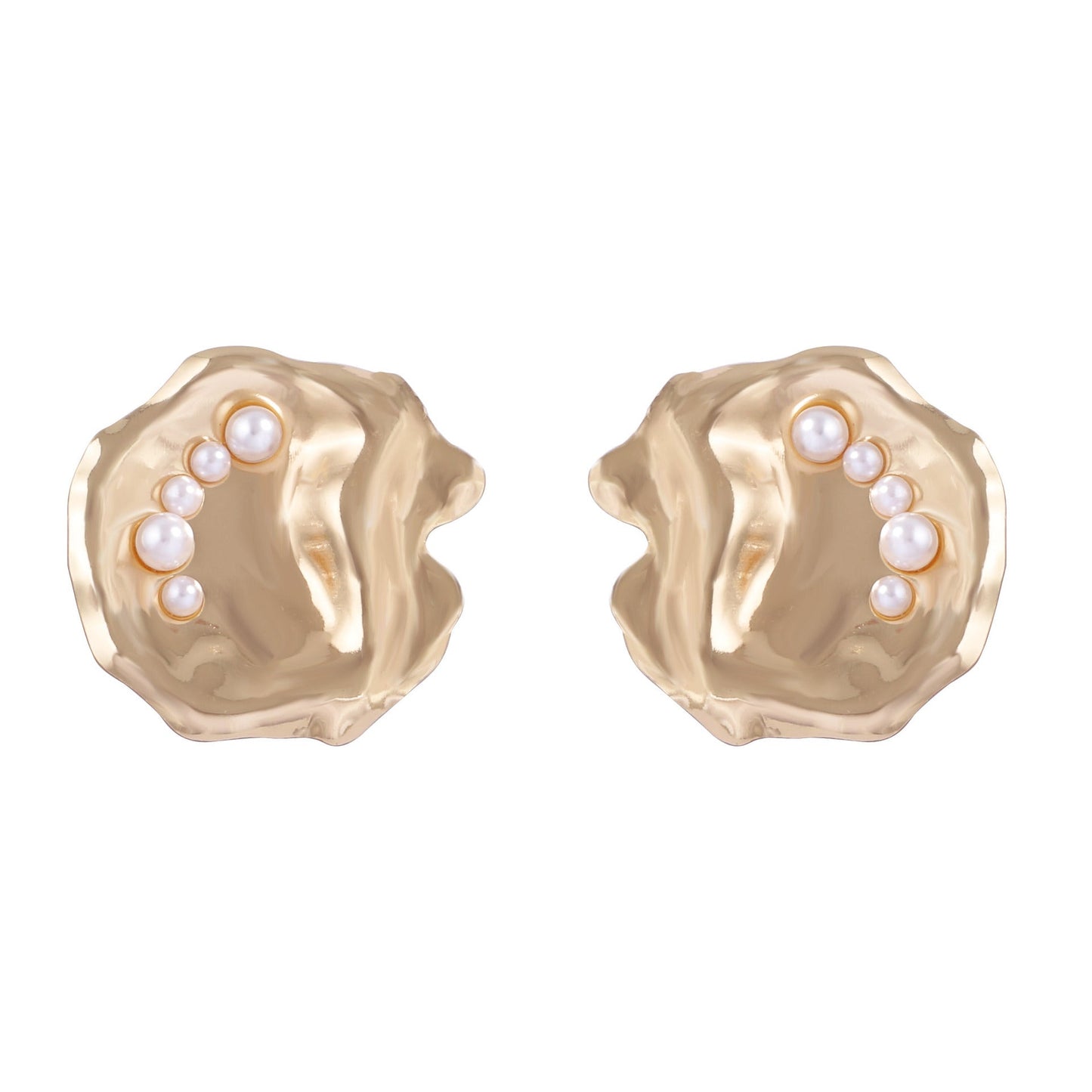 Charming Pearl Earring for Any Occasion