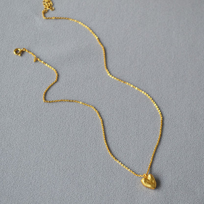 Beautiful Gold Necklace with Unique Style