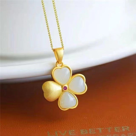 Romantic Silver Necklace for Special Moments