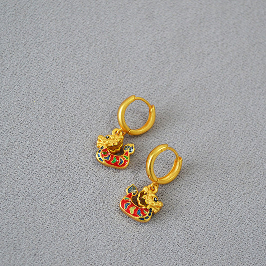 Romantic Gold Earring for Special Moments