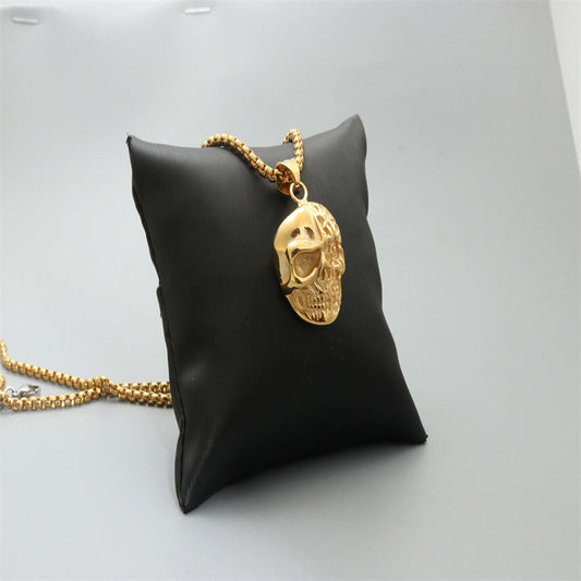 Classic Necklace with Timeless Appeal