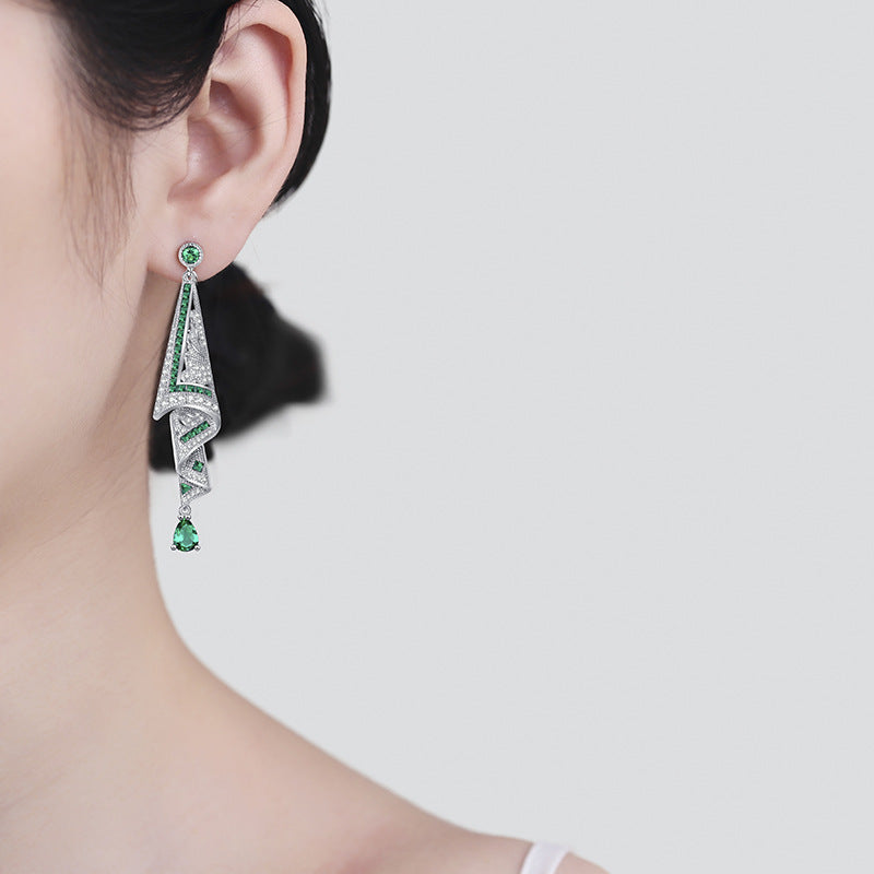 Elegant Silver Earring for Every Occasion