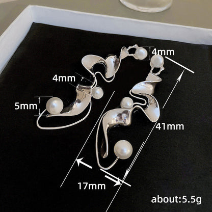 Charming Pearl Earring for Any Occasion