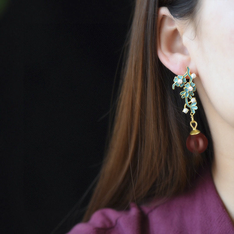 Romantic Earring for Special Moments