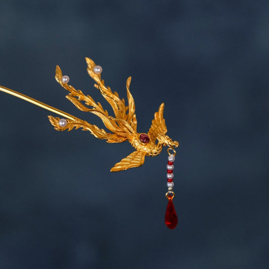 Classic Gold Piece with Timeless Appeal