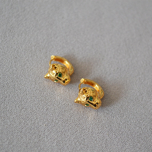 Stunning Gold Earring for Daily Wear