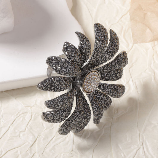 Beautiful Ring with Unique Style