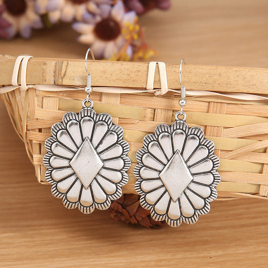 Classic Earring with Timeless Appeal