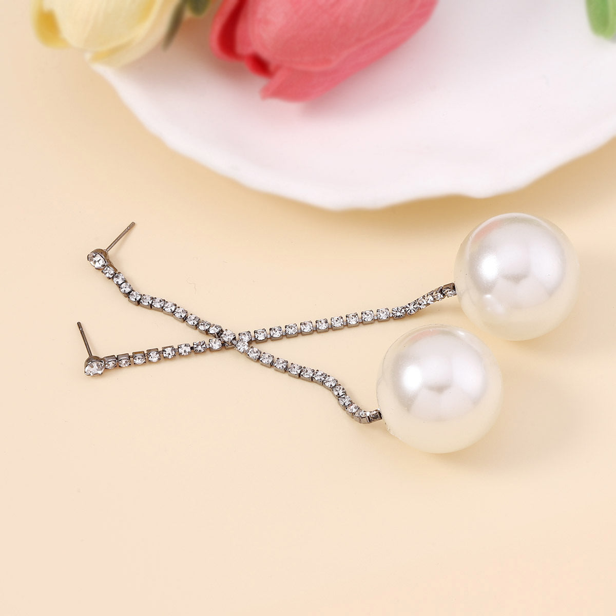 Classic Pearl Earring with Timeless Appeal