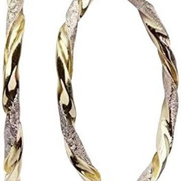 Charming Gold Earring for Any Occasion