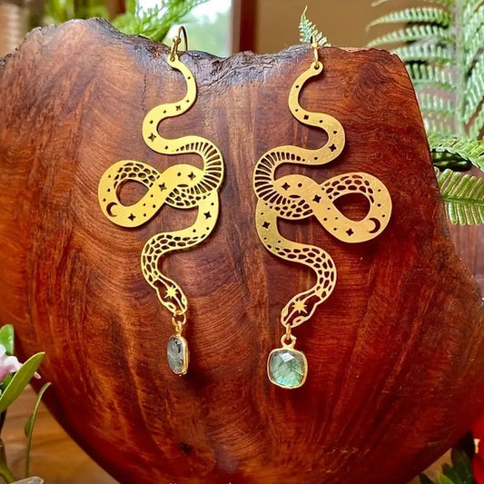 Vintage Handmade Gold Earring