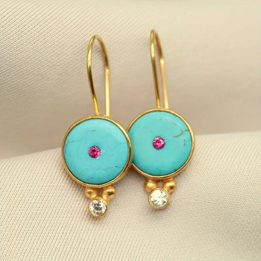 Charming Earring for Any Occasion