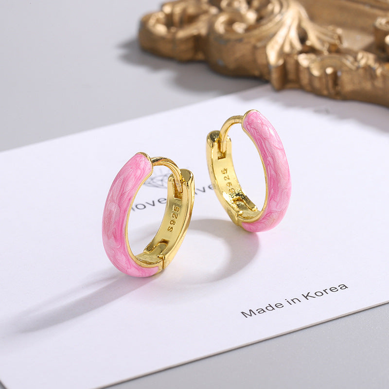 Classic Earring with Timeless Appeal