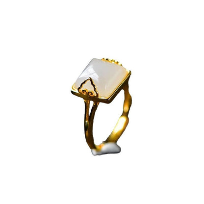 Elegant Silver Ring for Every Occasion