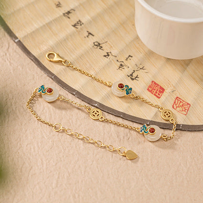 Classic Silver Bracelet with Timeless Appeal
