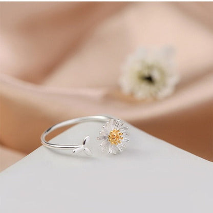 Beautiful Ring with Unique Style