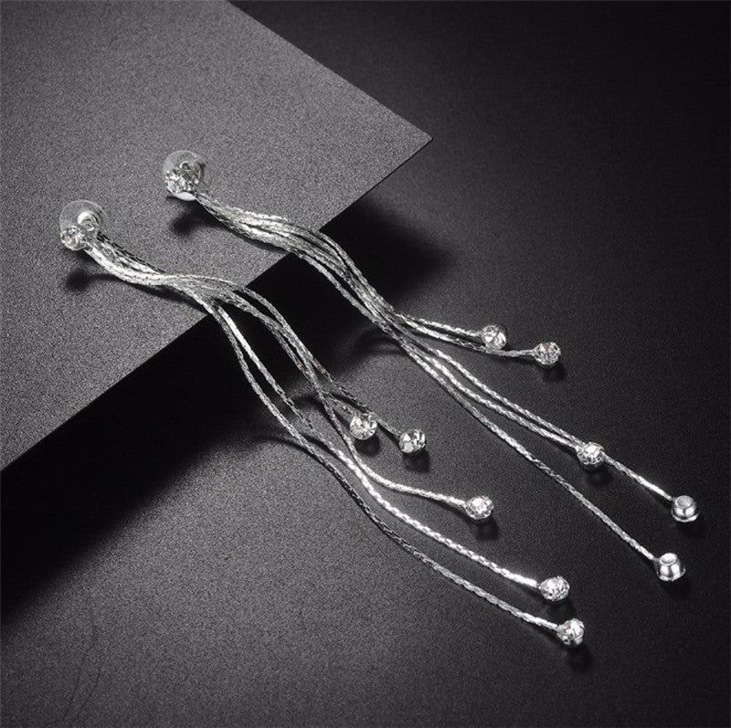Charming Earring for Any Occasion