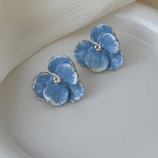 Stunning Earring for Daily Wear
