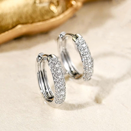 Charming Earring for Any Occasion