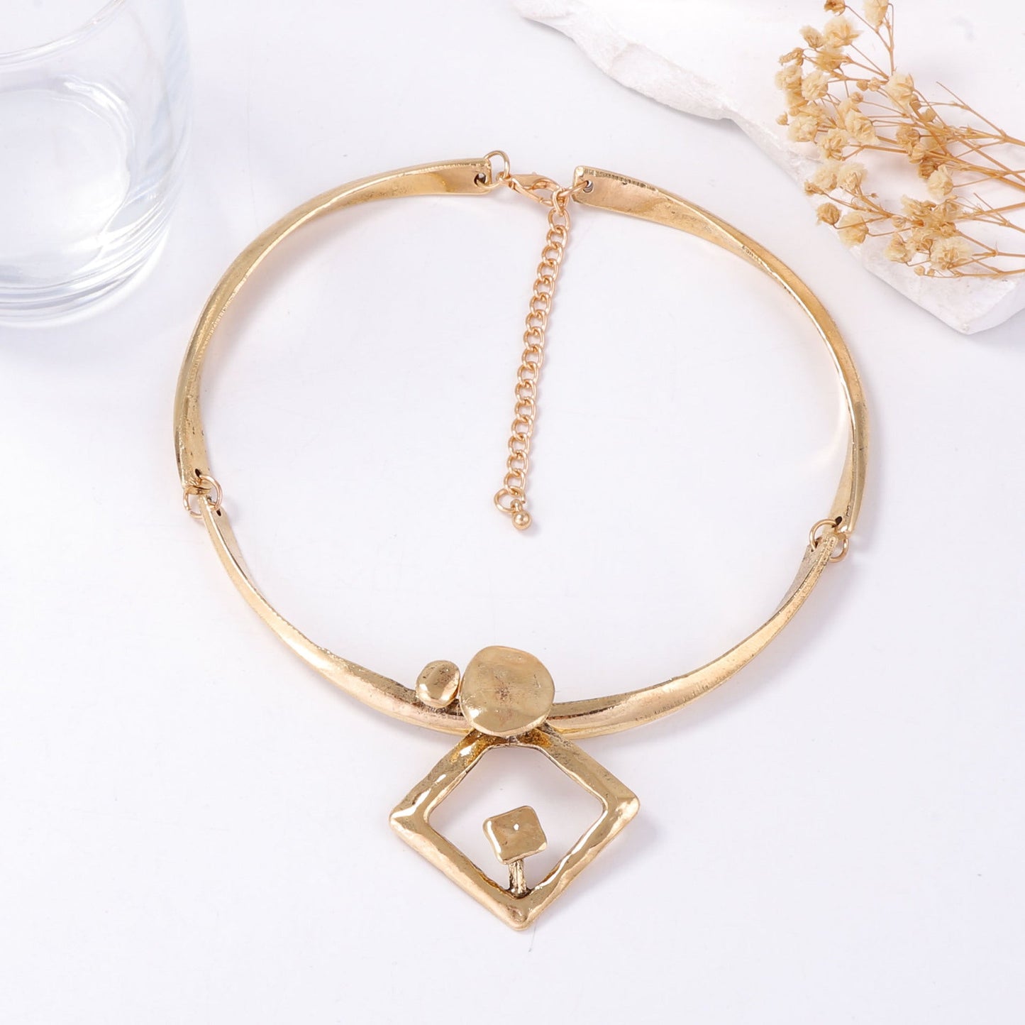 Classic Necklace with Timeless Appeal