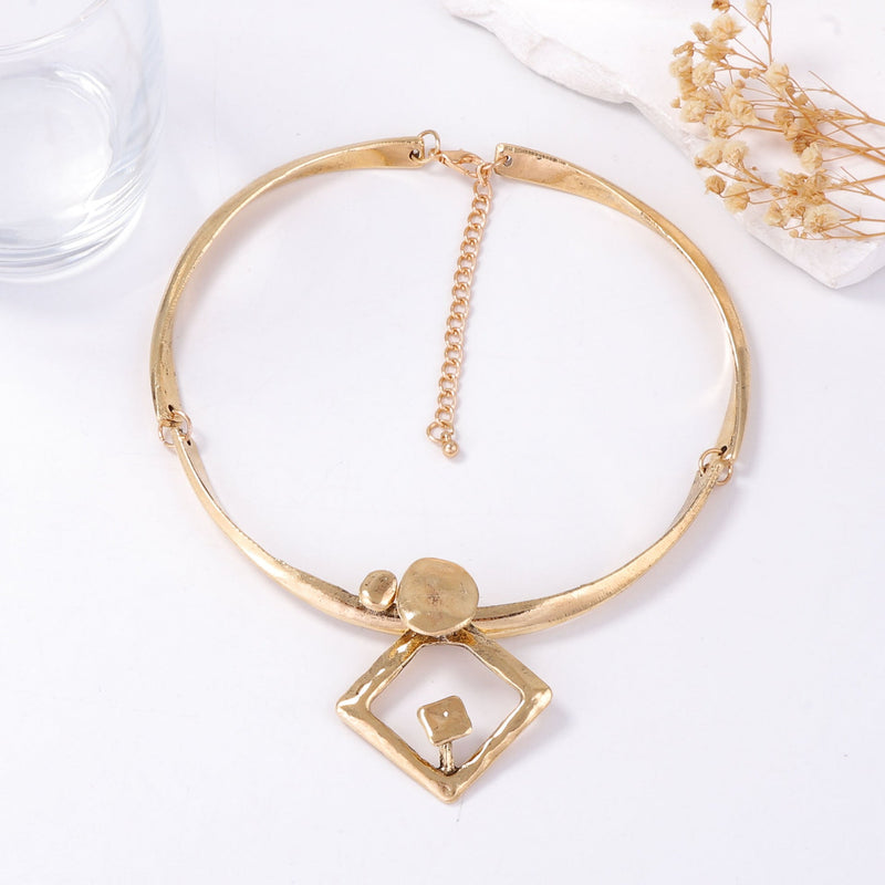 Classic Necklace with Timeless Appeal