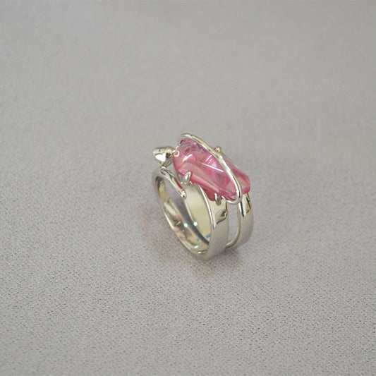 Classic Silver Ring with Timeless Appeal