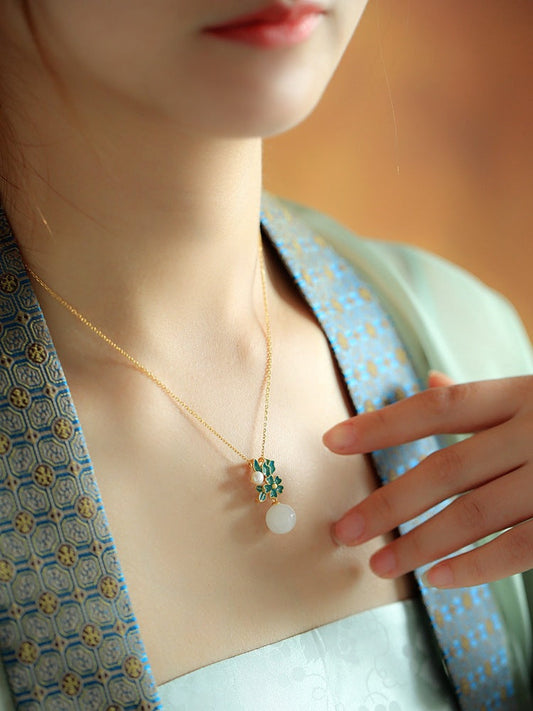 Elegant Silver Necklace for Every Occasion