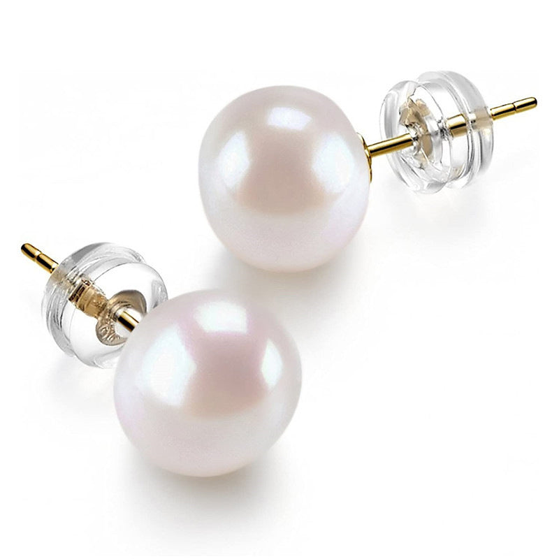 Classic Pearl Earring with Timeless Appeal