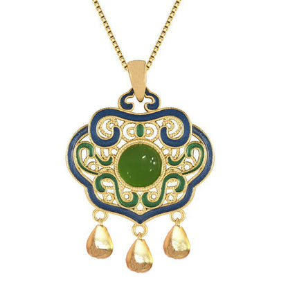 Beautiful Gold Necklace with Unique Style