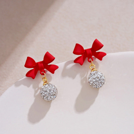 Charming Earring for Any Occasion