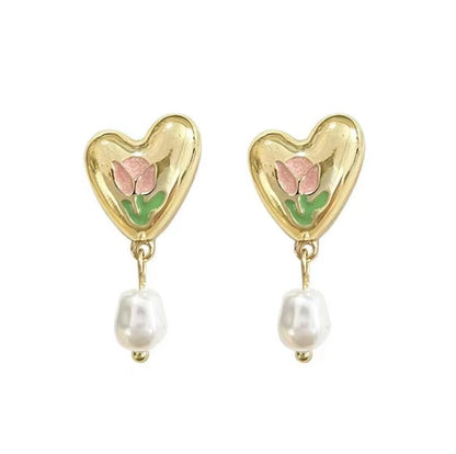 Romantic Pearl Earring for Special Moments