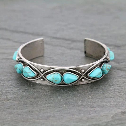 Charming Bracelet for Any Occasion