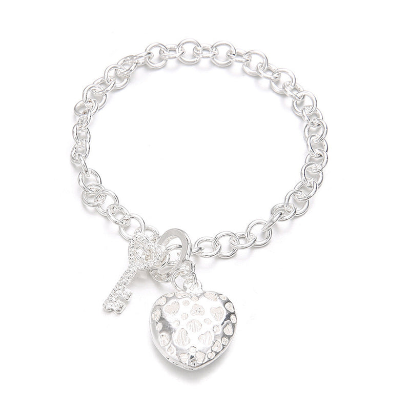 Beautiful Bracelet with Unique Style