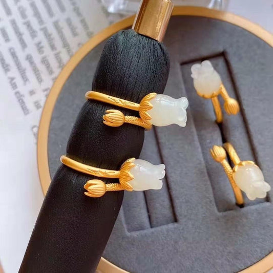 Beautiful Gold Ring with Unique Style