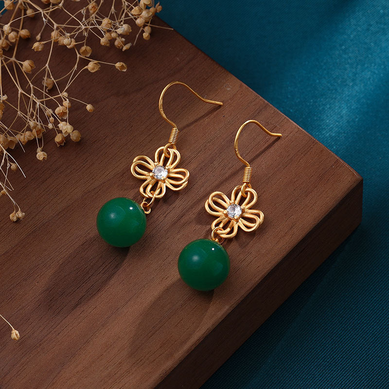 Beautiful Gold Earring with Unique Style