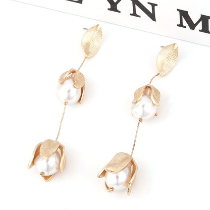 Romantic Pearl Earring for Special Moments