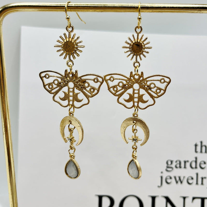 Classic Earring with Timeless Appeal