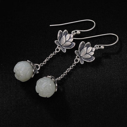 Elegant Silver Earring for Every Occasion